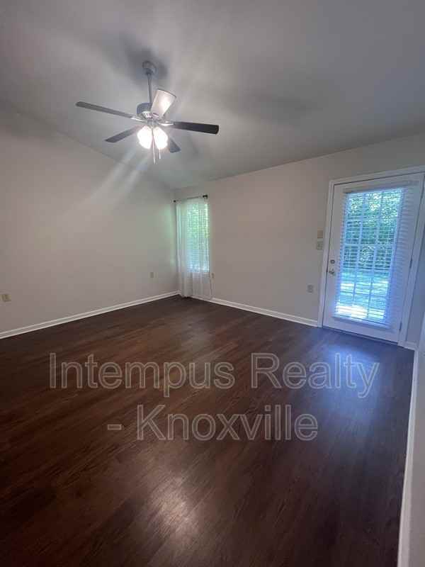 7401 Creek Song Ct - Photo 2 of 24