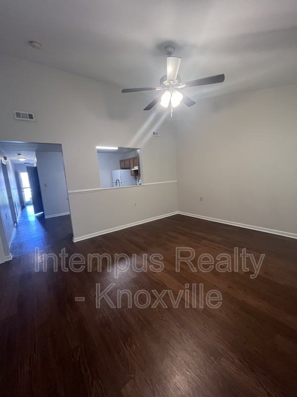 7401 Creek Song Ct - Photo 3 of 24