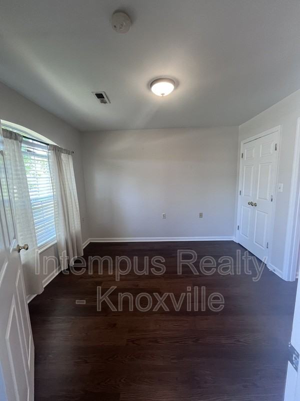 7401 Creek Song Ct - Photo 5 of 24