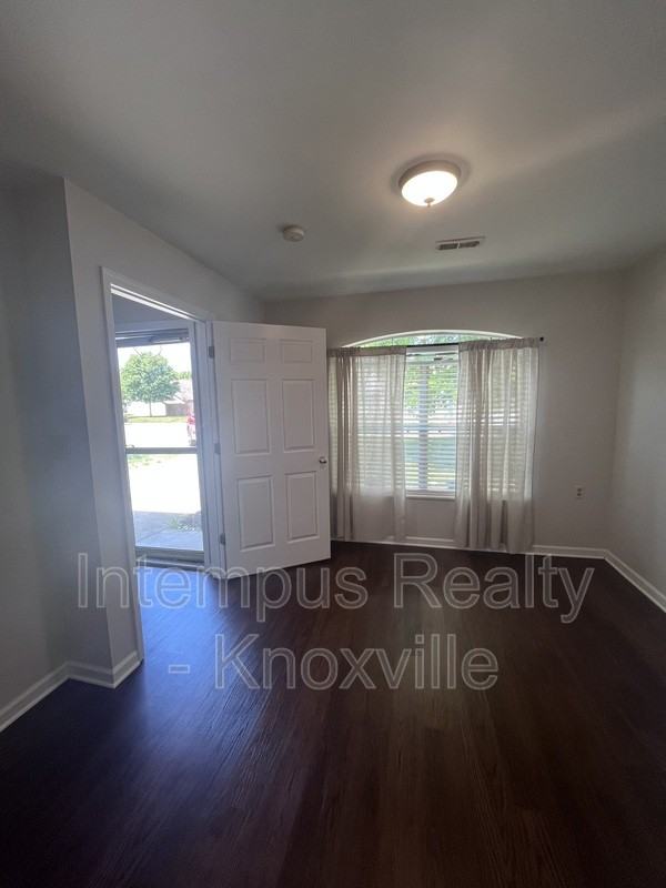 7401 Creek Song Ct - Photo 7 of 24