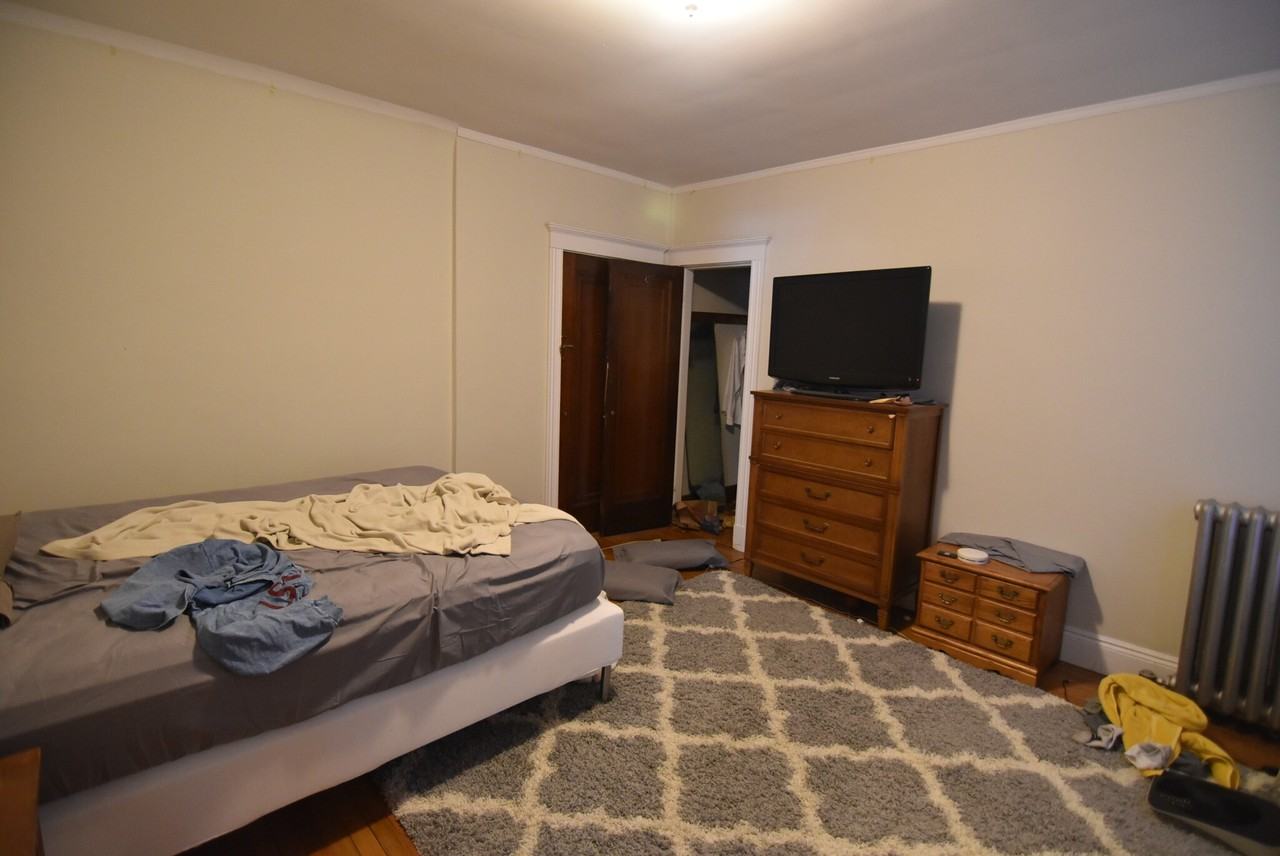 1950 Commonwealth Ave #10 - Photo 3 of 16