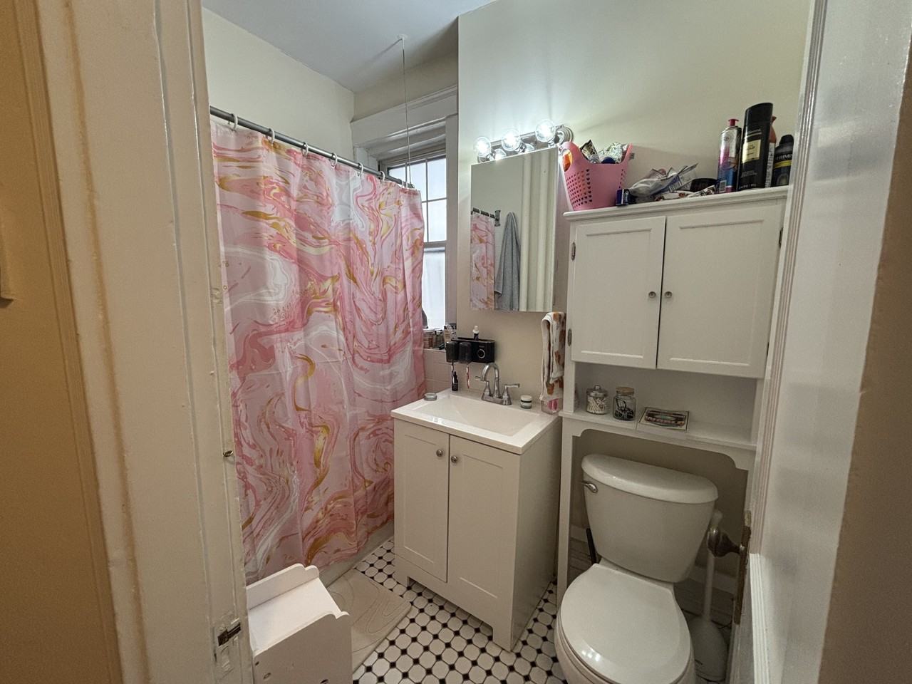 35 Queensberry St #7 - Photo 4 of 22