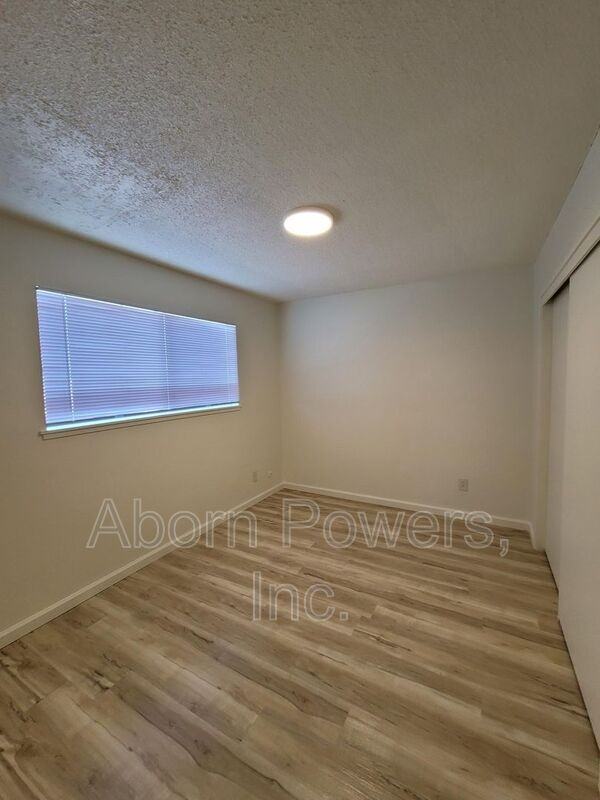 1255 Williams Way #9 - Photo 4 of 9