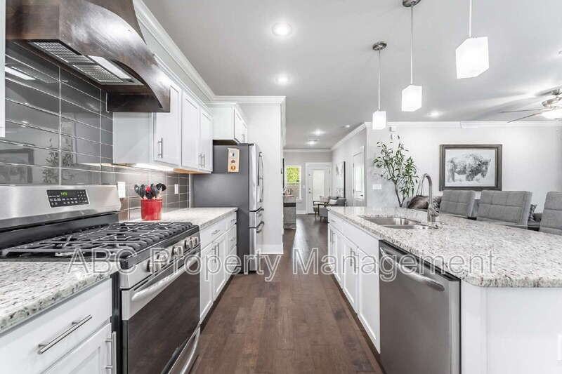 5217 S 65th Pl - Photo 4 of 28