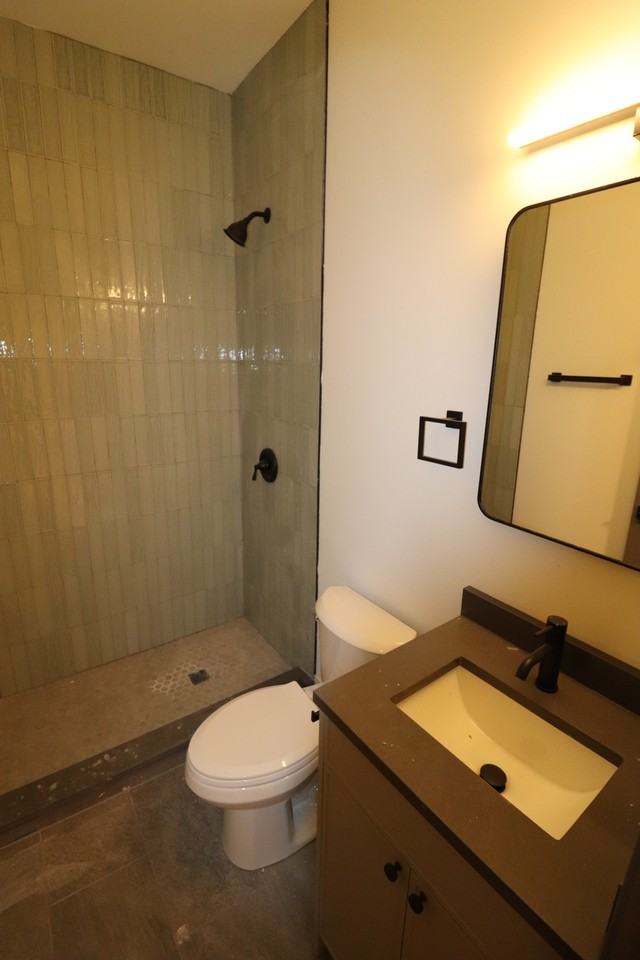2101 W Evergreen Ave #3 - Photo 5 of 10