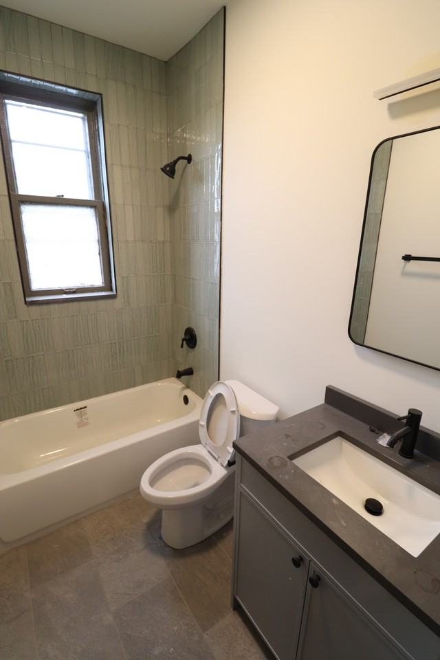 2101 W Evergreen Ave #3 - Photo 6 of 10