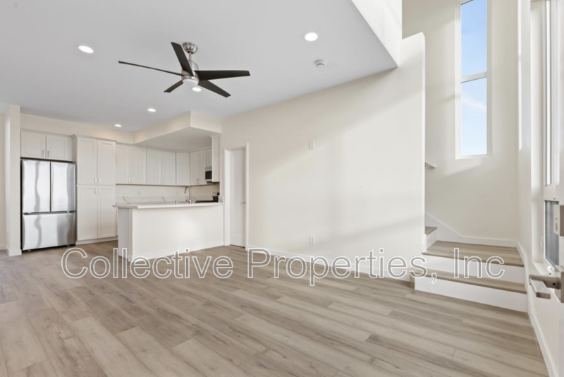 2717 Columbia St - Photo 3 of 12