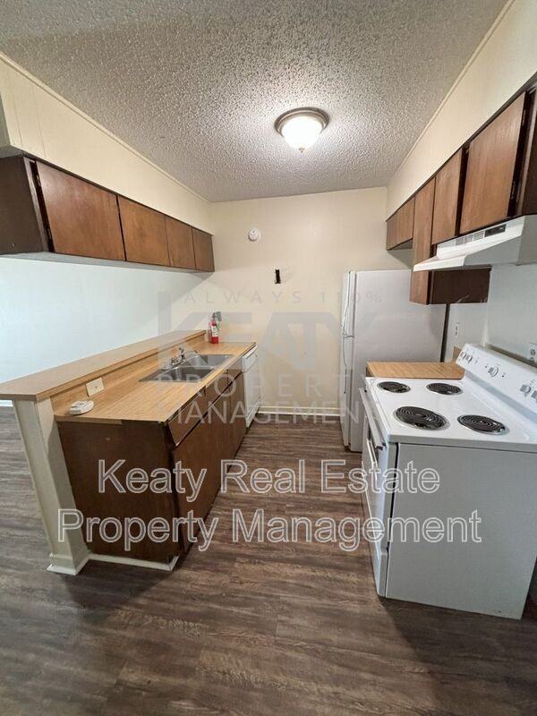 424 Failla Rd #B - Photo 4 of 11