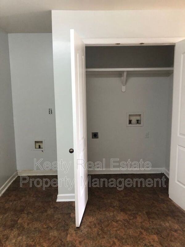 112 Vieux Orleans Cir #C - Photo 3 of 5
