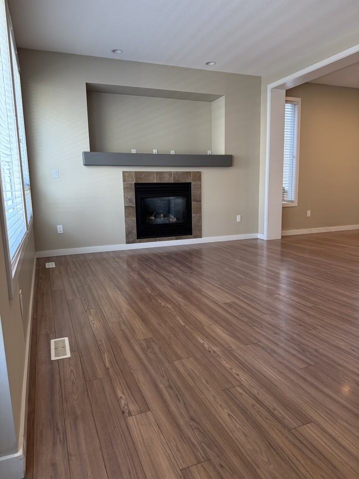 70 Ave & 195 St - Photo 5 of 14