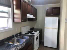 featured image of 1124 Main St W #4