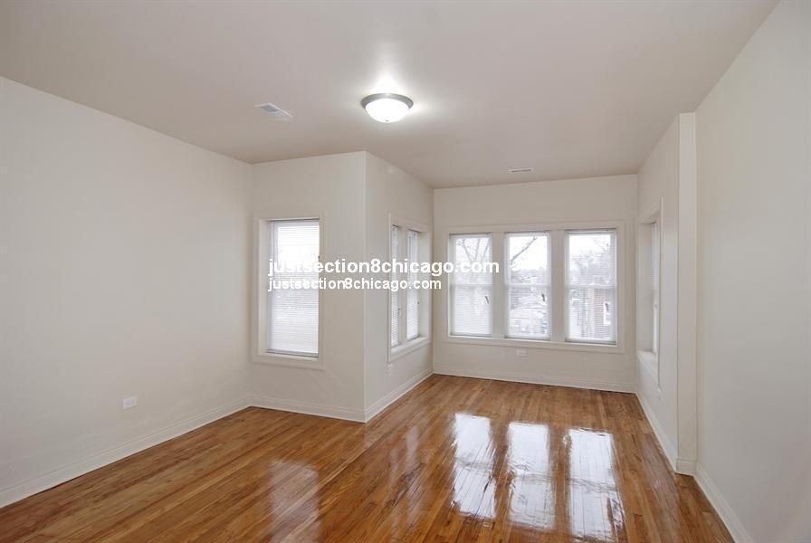 1417 S Kostner Ave #2 - Photo 3 of 6