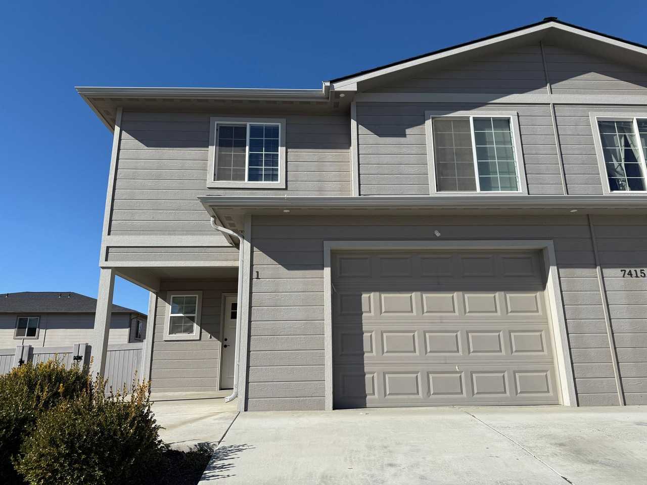 Bergen Town Homes - Photo 2 of 21