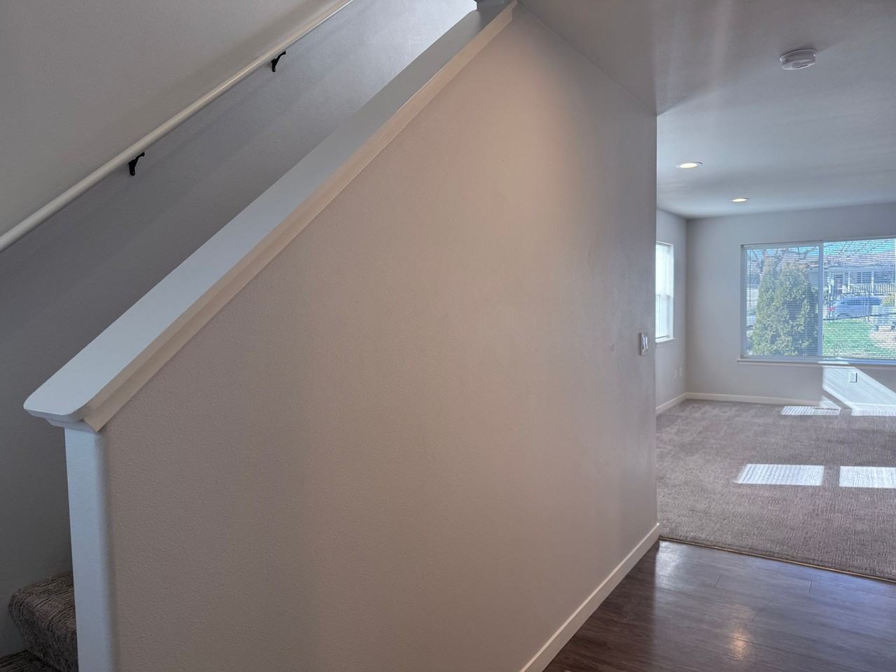 Bergen Town Homes - Photo 7 of 21