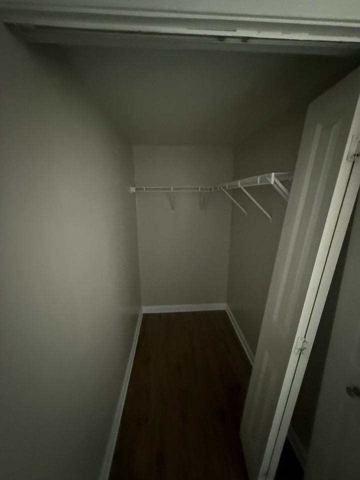 3105 Naylor Rd Se - Photo 4 of 13