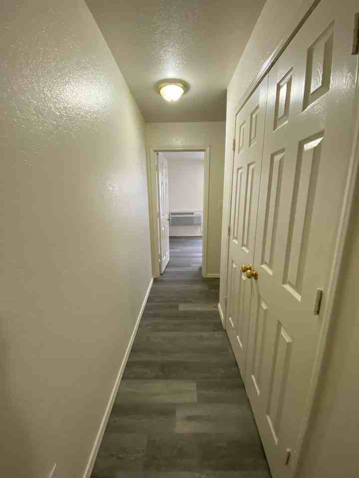 OAKLAWN APARTMENTS - Photo 2 of 10