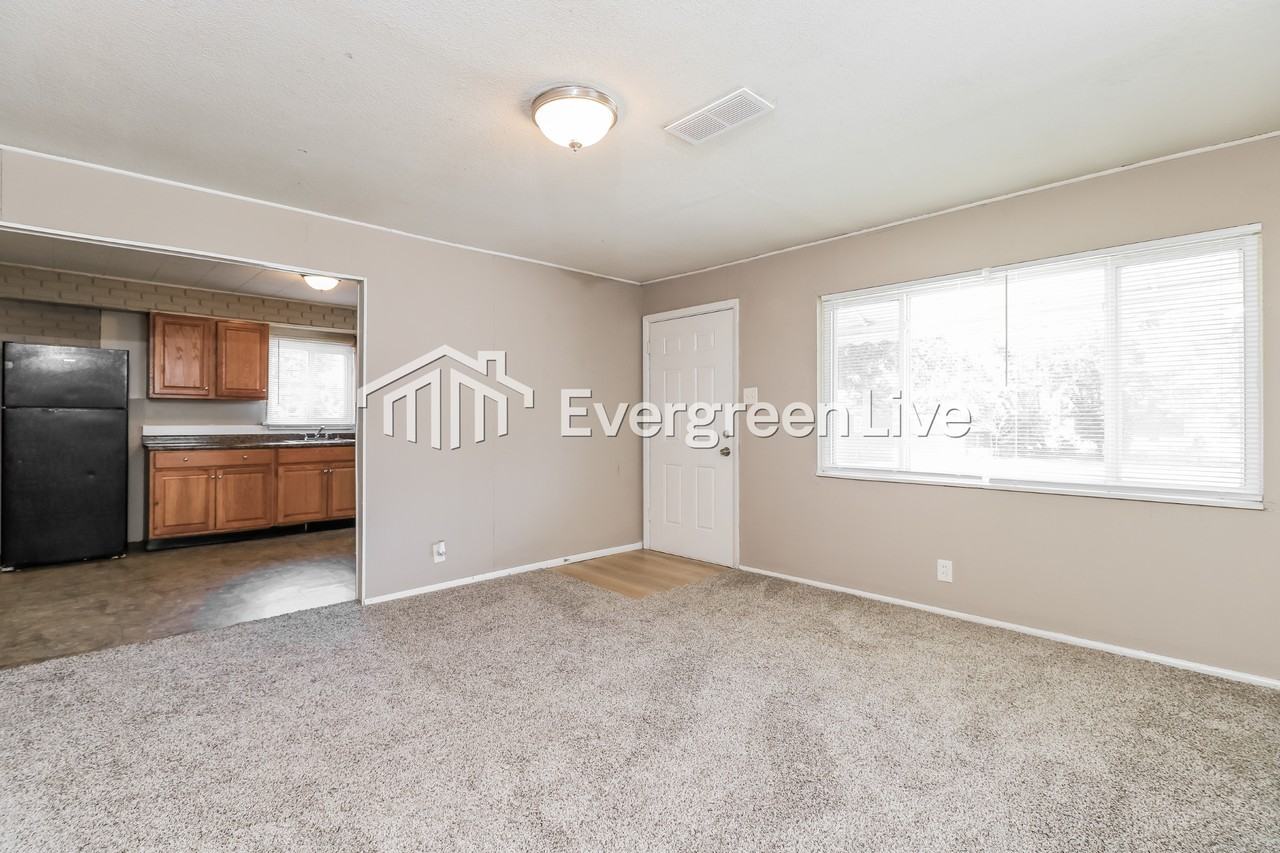 3544 Adie Rd - Photo 4 of 15
