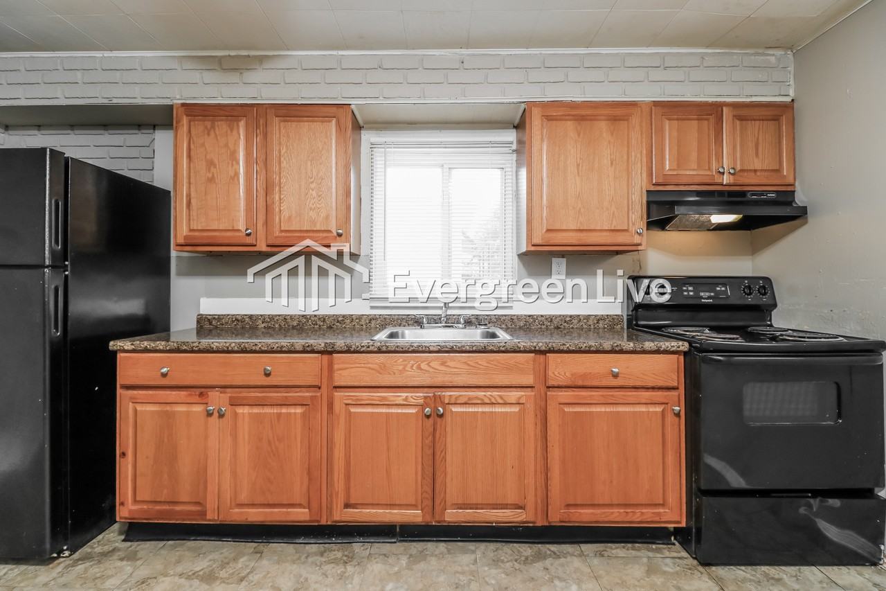3544 Adie Rd - Photo 6 of 15