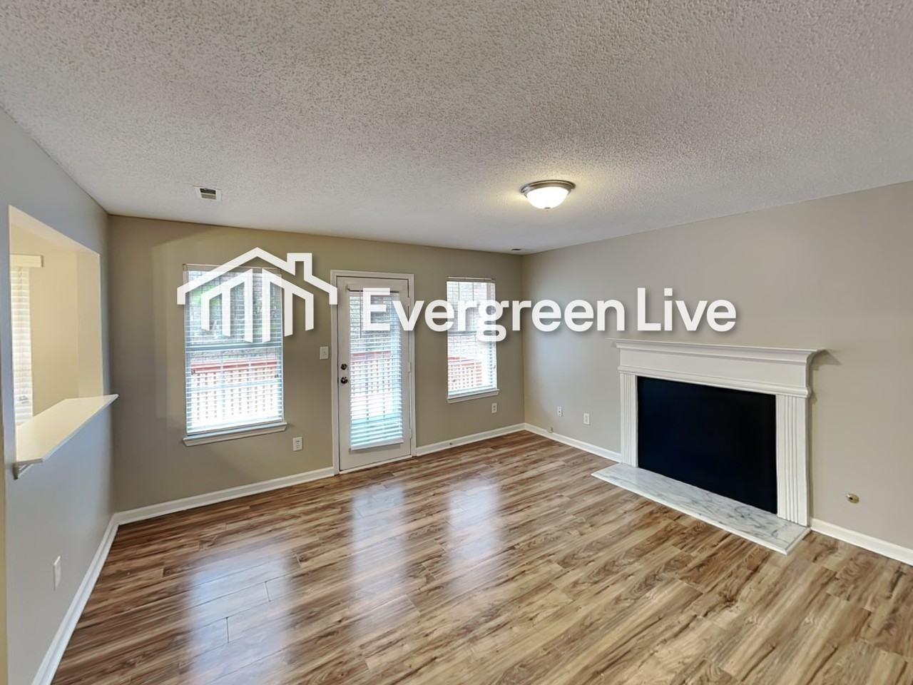 1356 Crestridge Ln - Photo 3 of 17