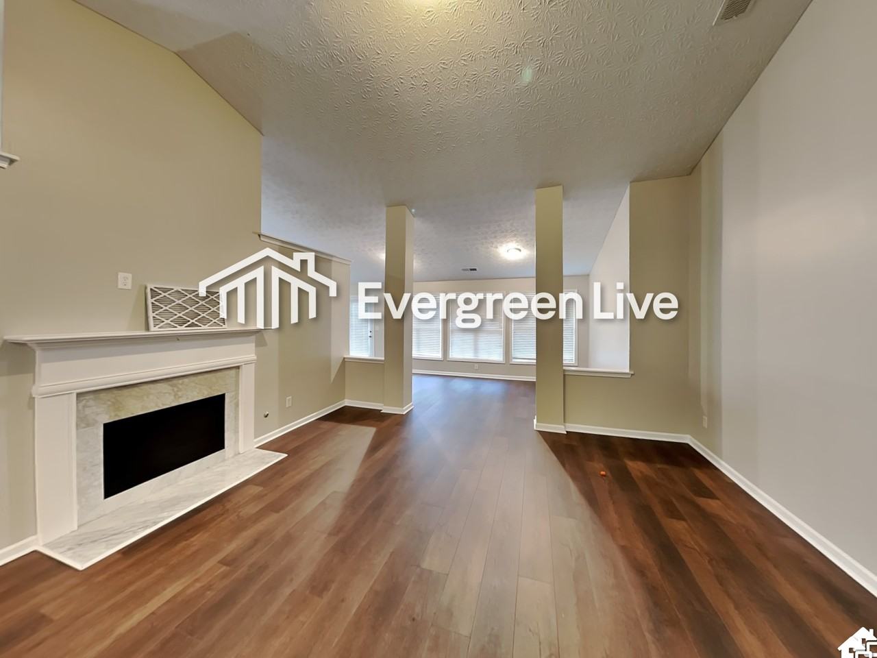 1765 Cedar Walk Ln - Photo 3 of 20