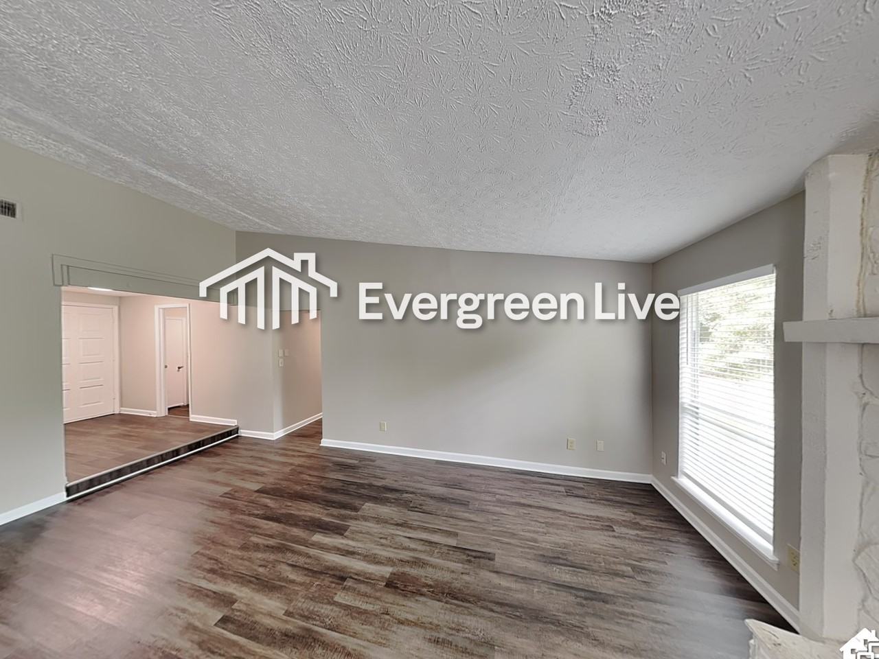 333 Park Ridge Cir - Photo 2 of 18