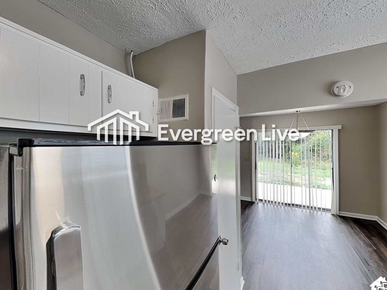 333 Park Ridge Cir - Photo 4 of 18