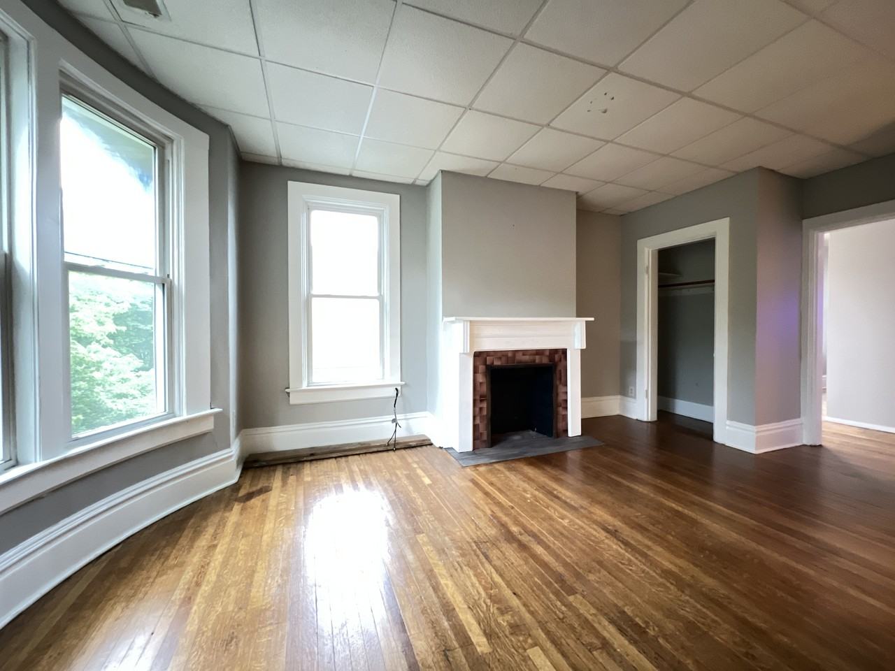 697 Wilson Avenue - Photo 4 of 16