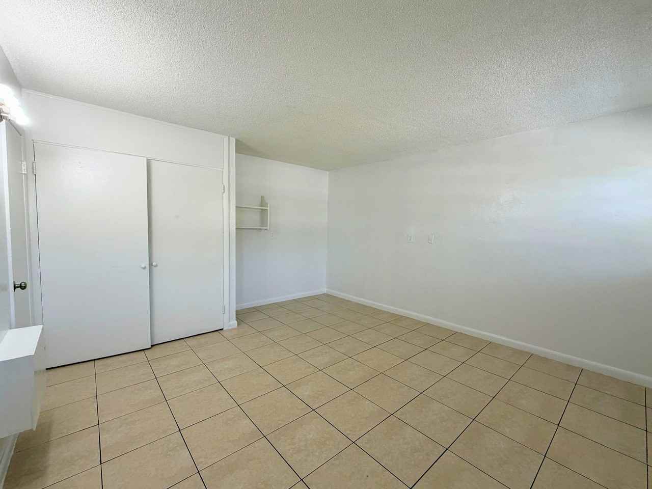 4611 South Congress Avenue - Photo 7 of 35