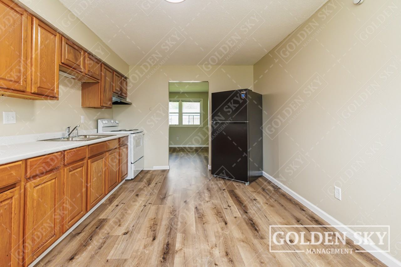 6319 East Piccadilly Road - Photo 6 of 10