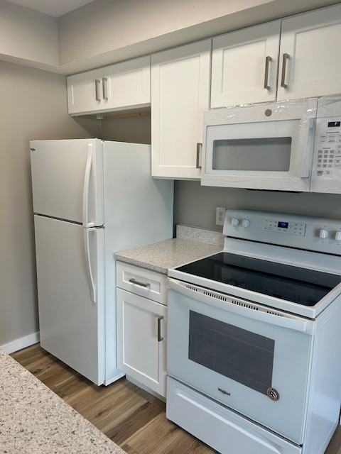 Bufort Boulevard Apartments - Photo 2 of 13