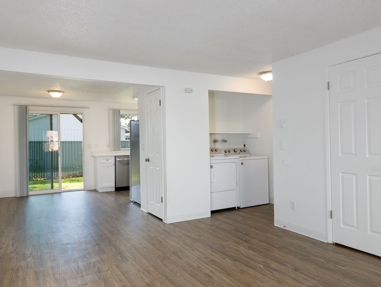 Pinewood Commons - Photo 4 of 15