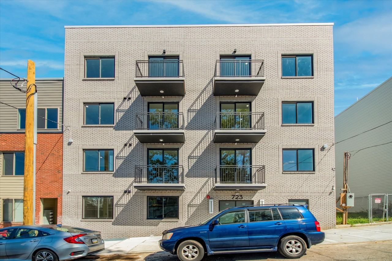 723 North 35th Street - Photo 6 of 6