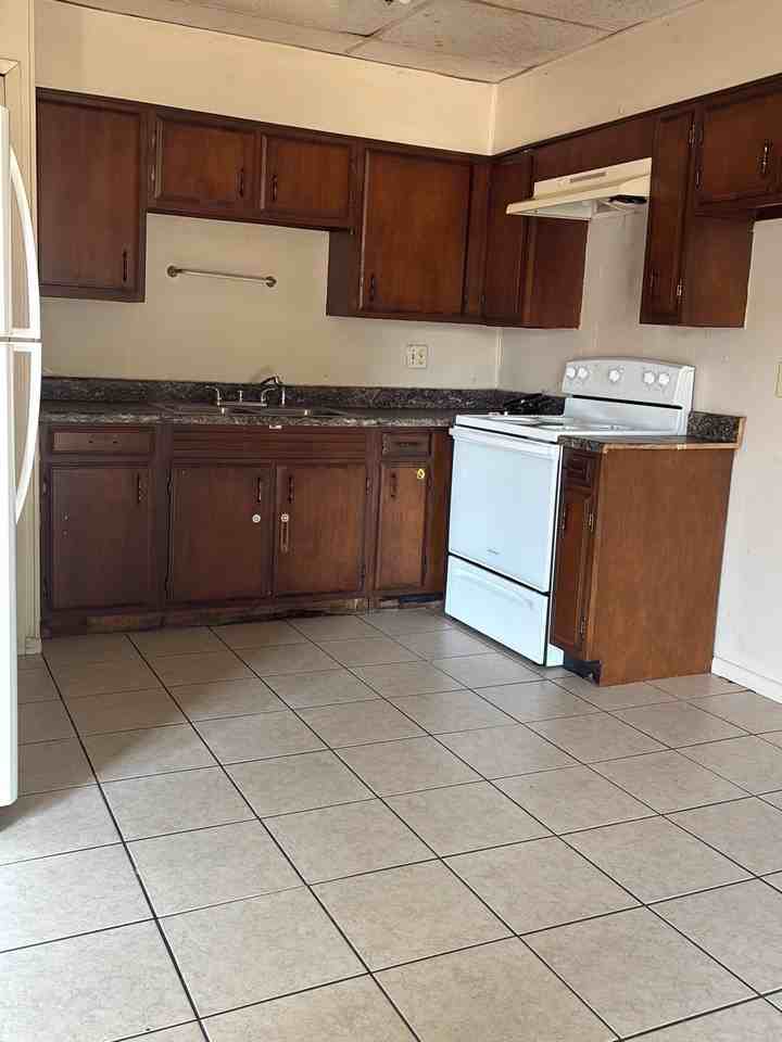 2323 South Virginia Street (A1) - Photo 2 of 4