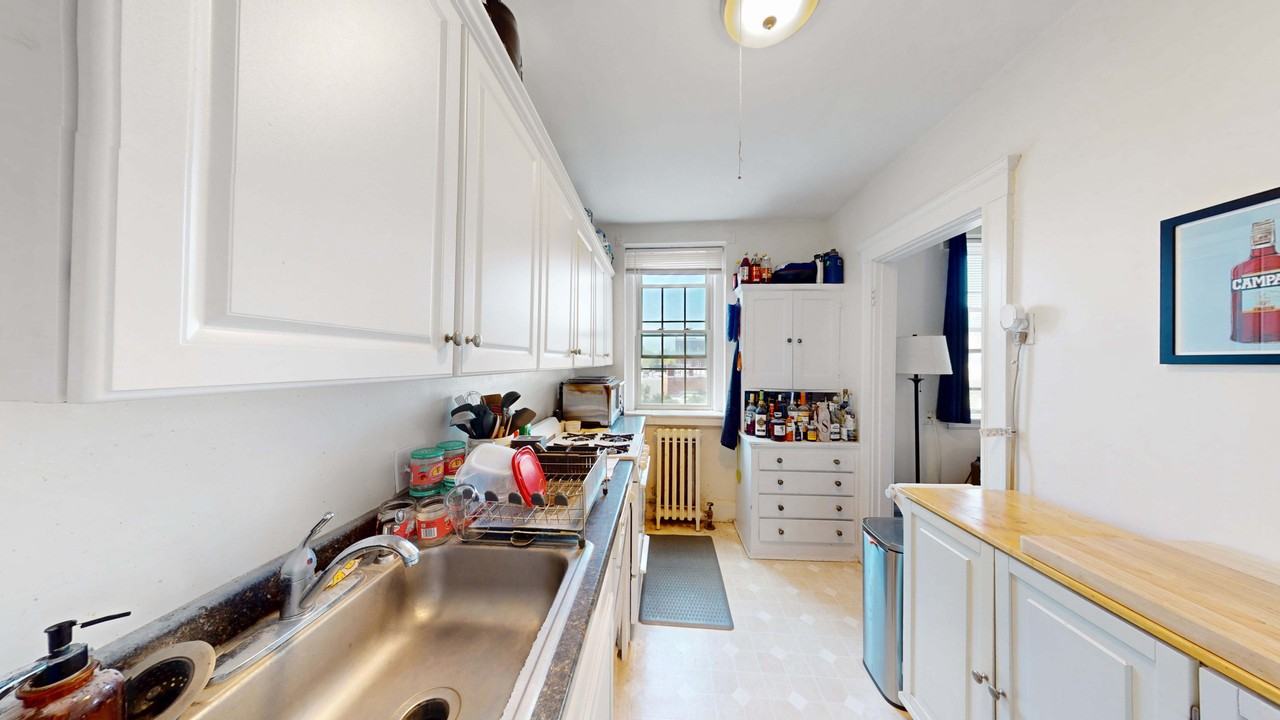 15 Governors Ave #8 - Photo 4 of 19