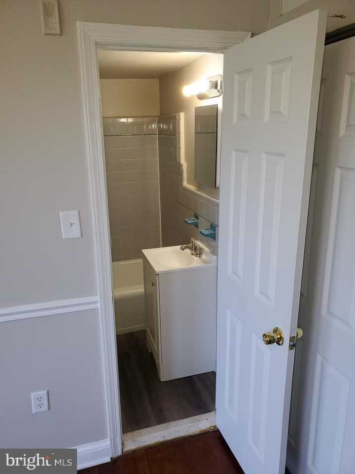 Germantown6632 - Photo 4 of 15