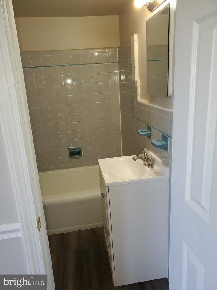 Germantown6632 - Photo 5 of 15