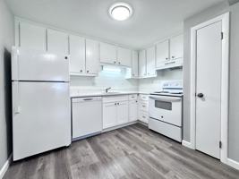 featured image of 6 Old Colony Ln #2