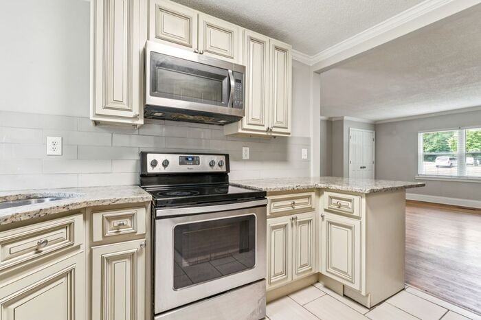 512 Mahaley Ave #2 - Photo 7 of 20