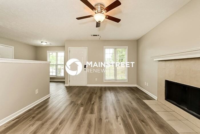 1110 Bramblewood Dr - Photo 3 of 16
