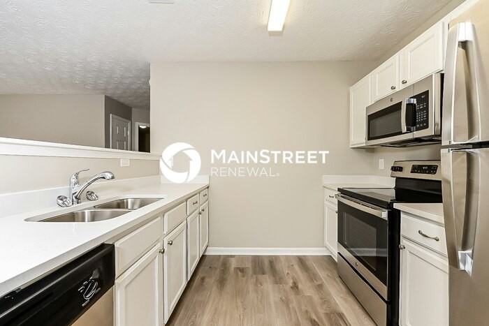 1110 Bramblewood Dr - Photo 5 of 16