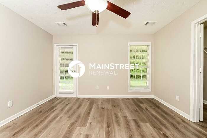 1110 Bramblewood Dr - Photo 7 of 16