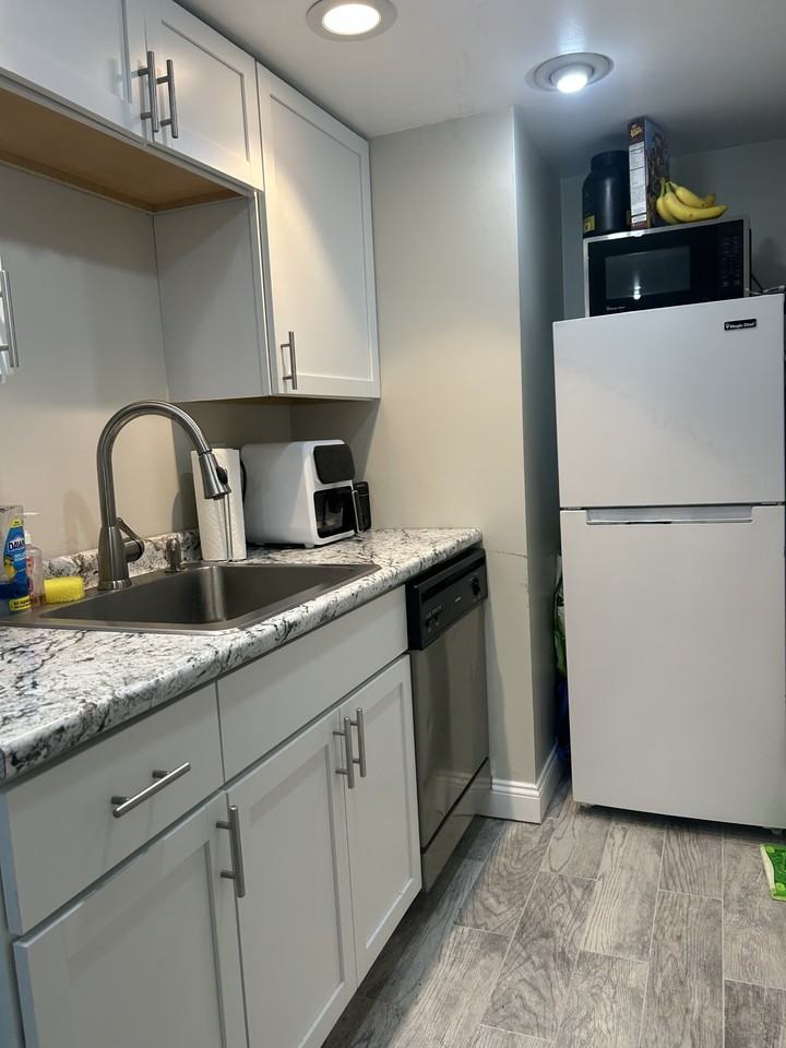 5819 Fifth Ave - Photo 3 of 13