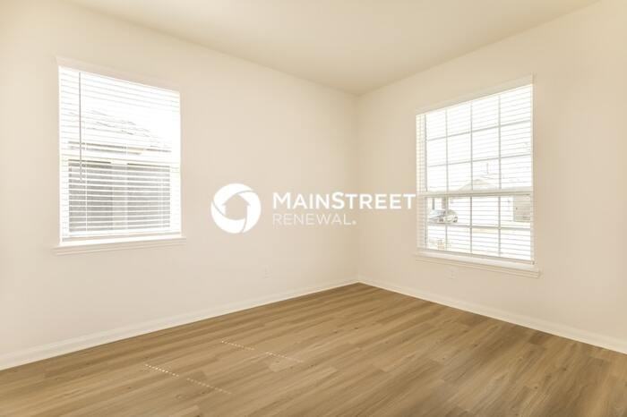 21107 Titian Dr - Photo 4 of 16