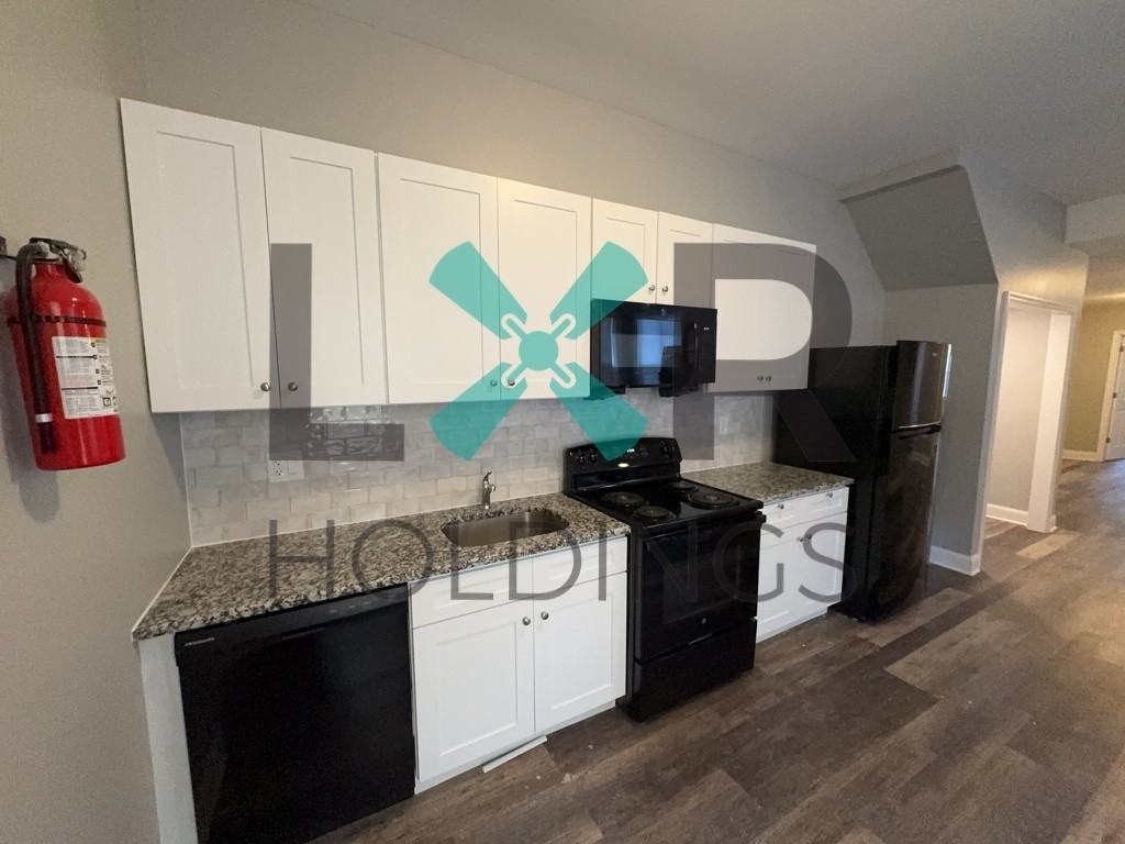 17 E Elm St, Norristown, PA - Photo 4 of 13