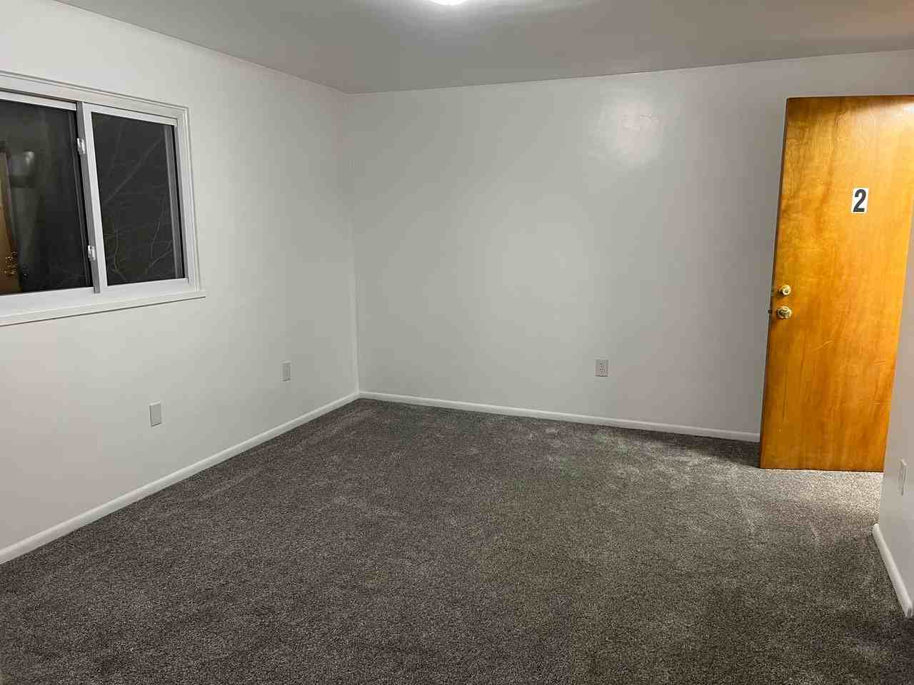 309 W Main Street - Photo 4 of 6