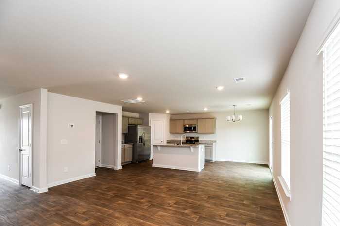502 Blue Garden Way - Photo 7 of 32