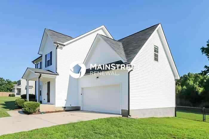 147 Langston Ridge Dr - Photo 2 of 17