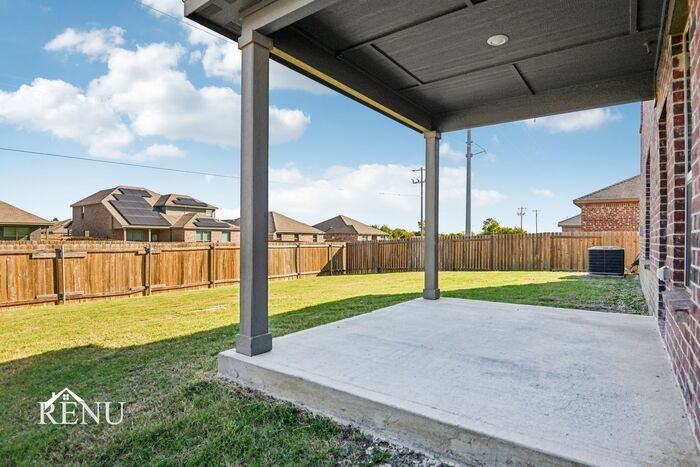 1040 Wheatfield Ln #1040WL - Photo 4 of 41