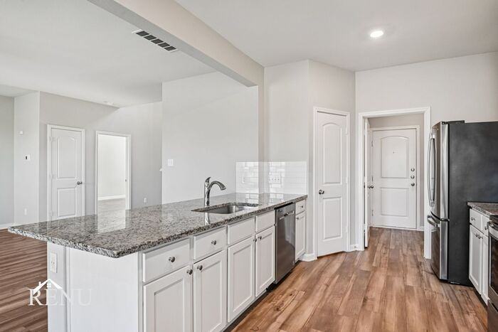 1040 Wheatfield Ln #1040WL - Photo 7 of 41