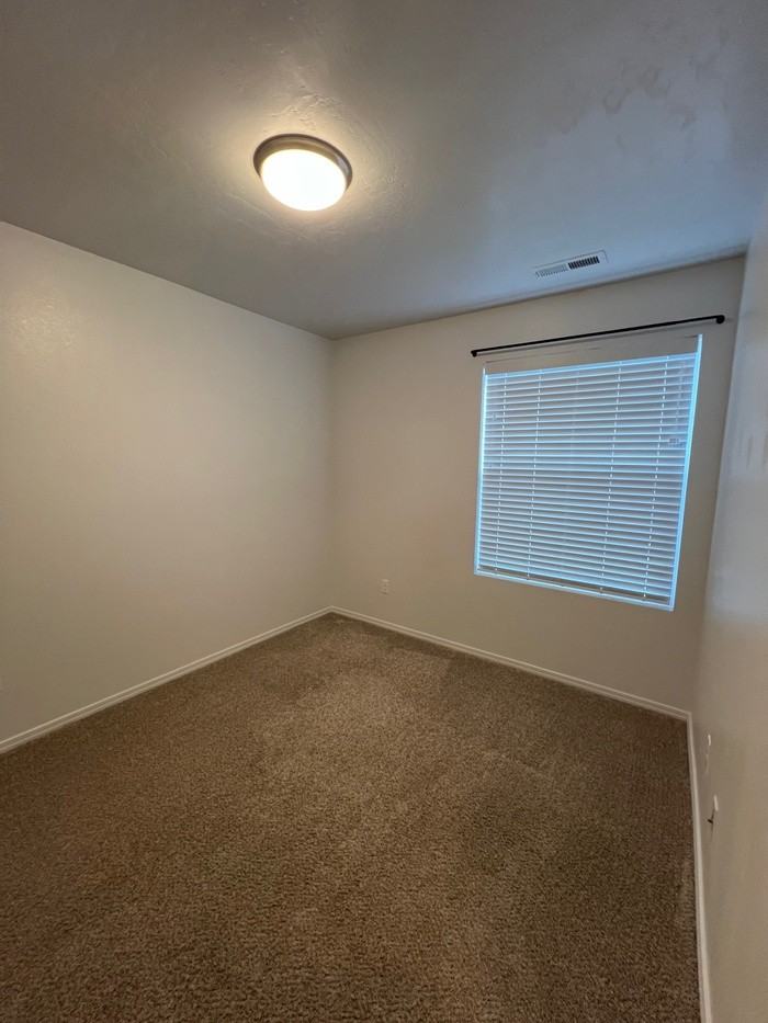 8376 E Copenhaver St - Photo 3 of 34
